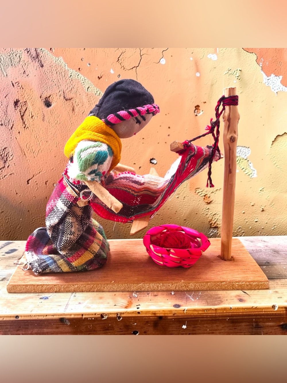 Vintage Native Guatemala Folk Art Loom Fabric Weaver Doll w/ Baby Figurine